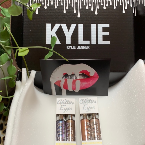 Kylie Cosmetics Other - NWT Just In Kylie Cosmetics Glitter Fun Eye Shadow Kylie Cosmetics Other - NWT Just In Kylie Cosmetics Glitter Fun Eye Shadow